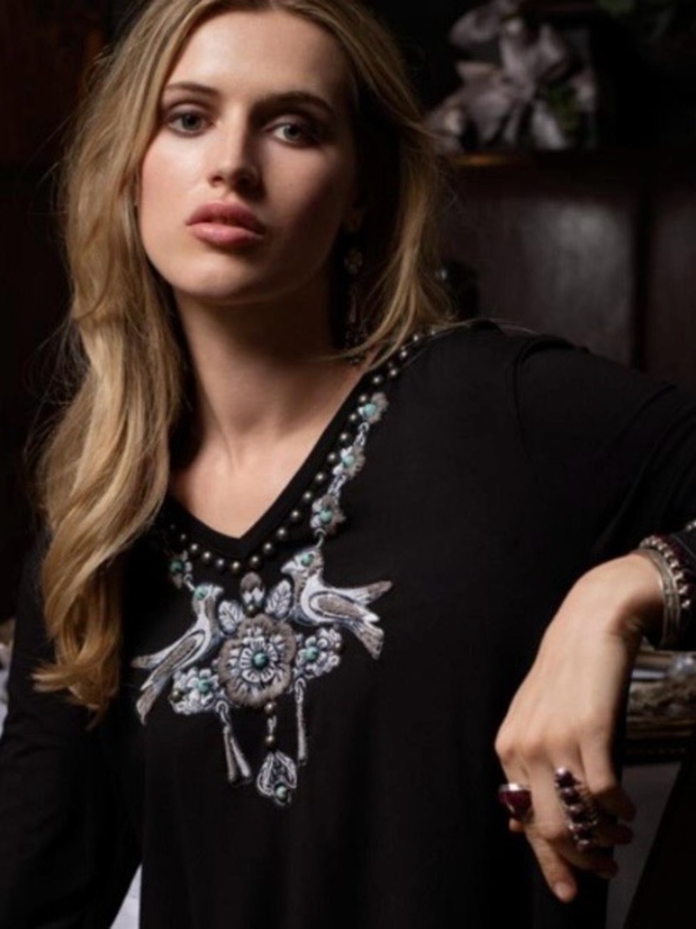 Double D Ranch love birds long sleeve top Embroidery studded turquoise XL EUC
